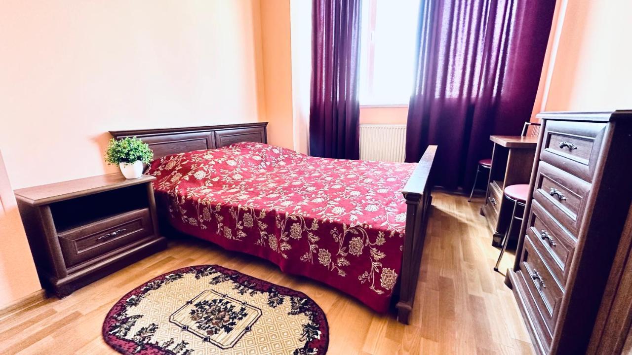 Blaz Hotel Одеса Екстериор снимка
