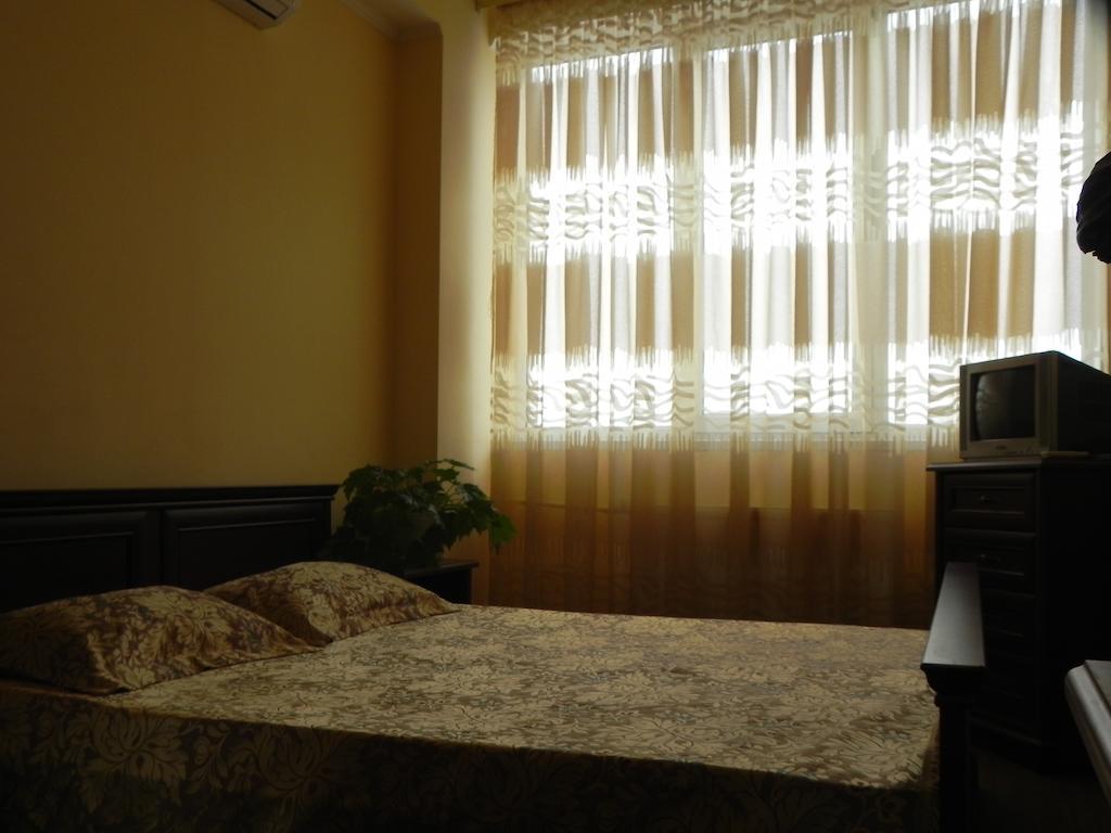 Blaz Hotel Одеса Екстериор снимка