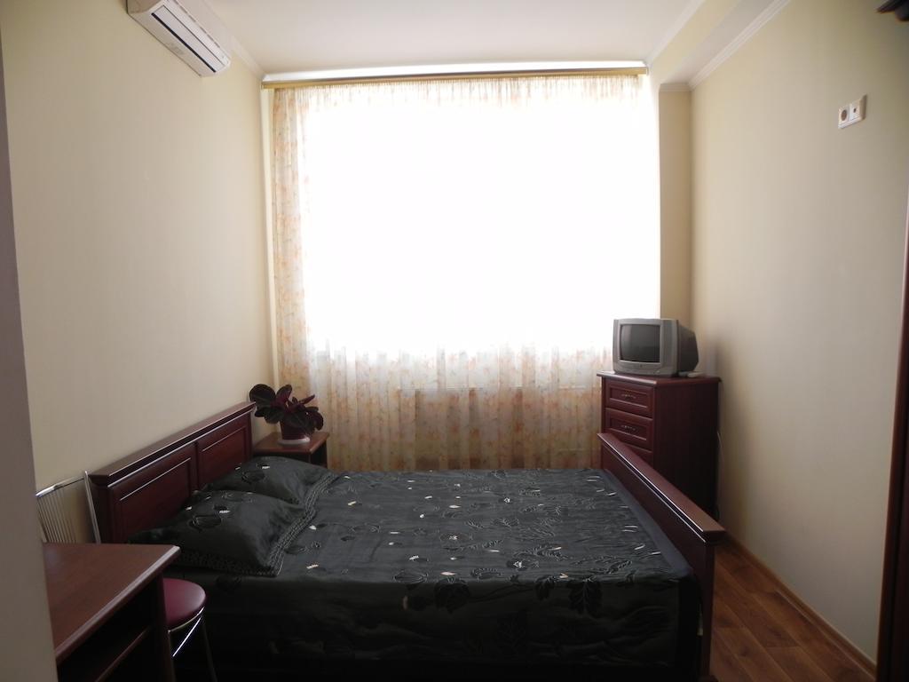 Blaz Hotel Одеса Екстериор снимка